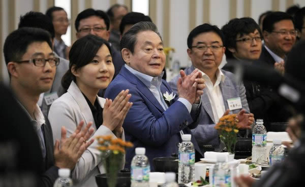 三星手机产业跟风者到领头羊
