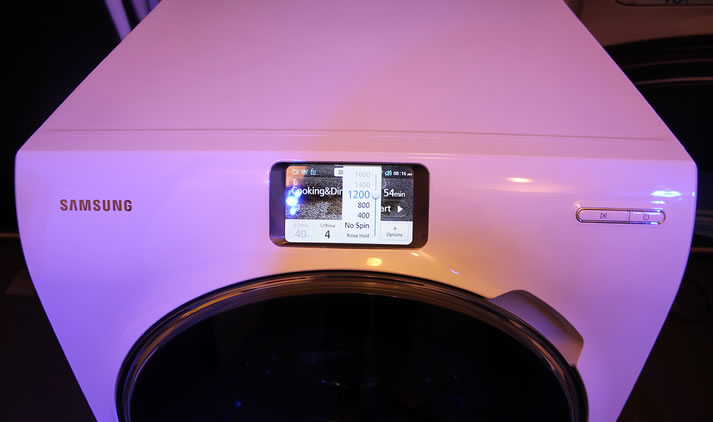 Samsung-WW9000-Smart-Washing-MachineLCD-Touchscreen-Smartphone